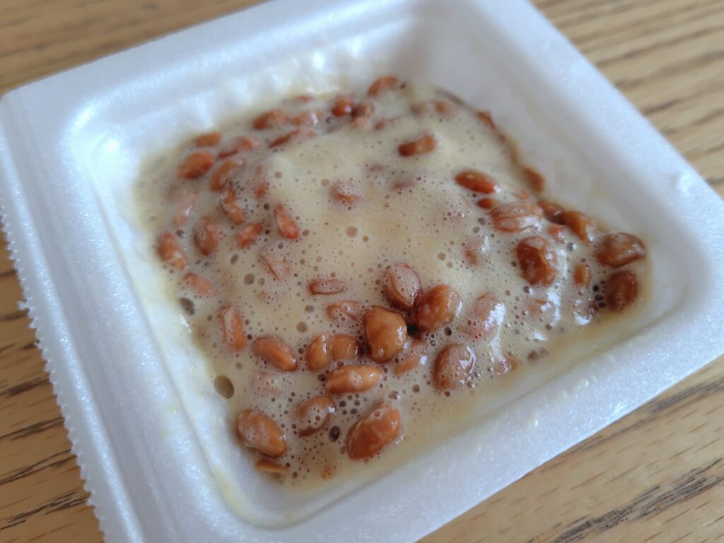 混ぜて泡立ったあづま食品国産小粒納豆