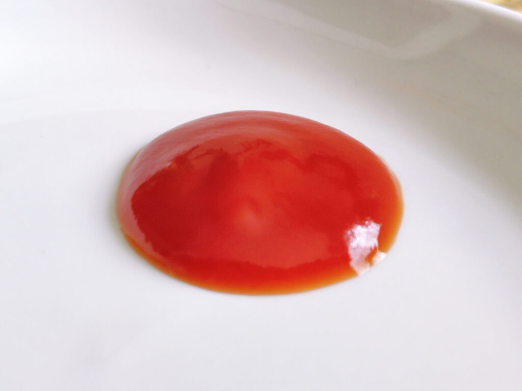 オーガニックトマトケチャップのアップ